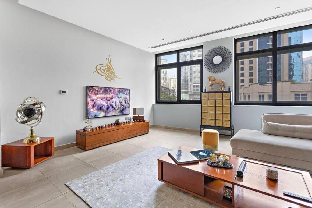 Appartamento Koyo In The Heart Of Jbr - 3bdr *