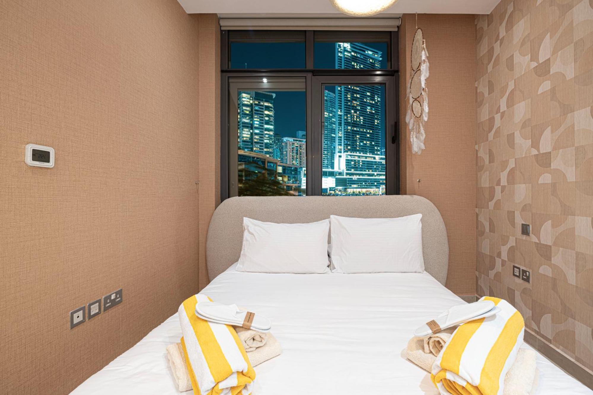 Appartamento Koyo In The Heart Of Jbr - 3bdr *