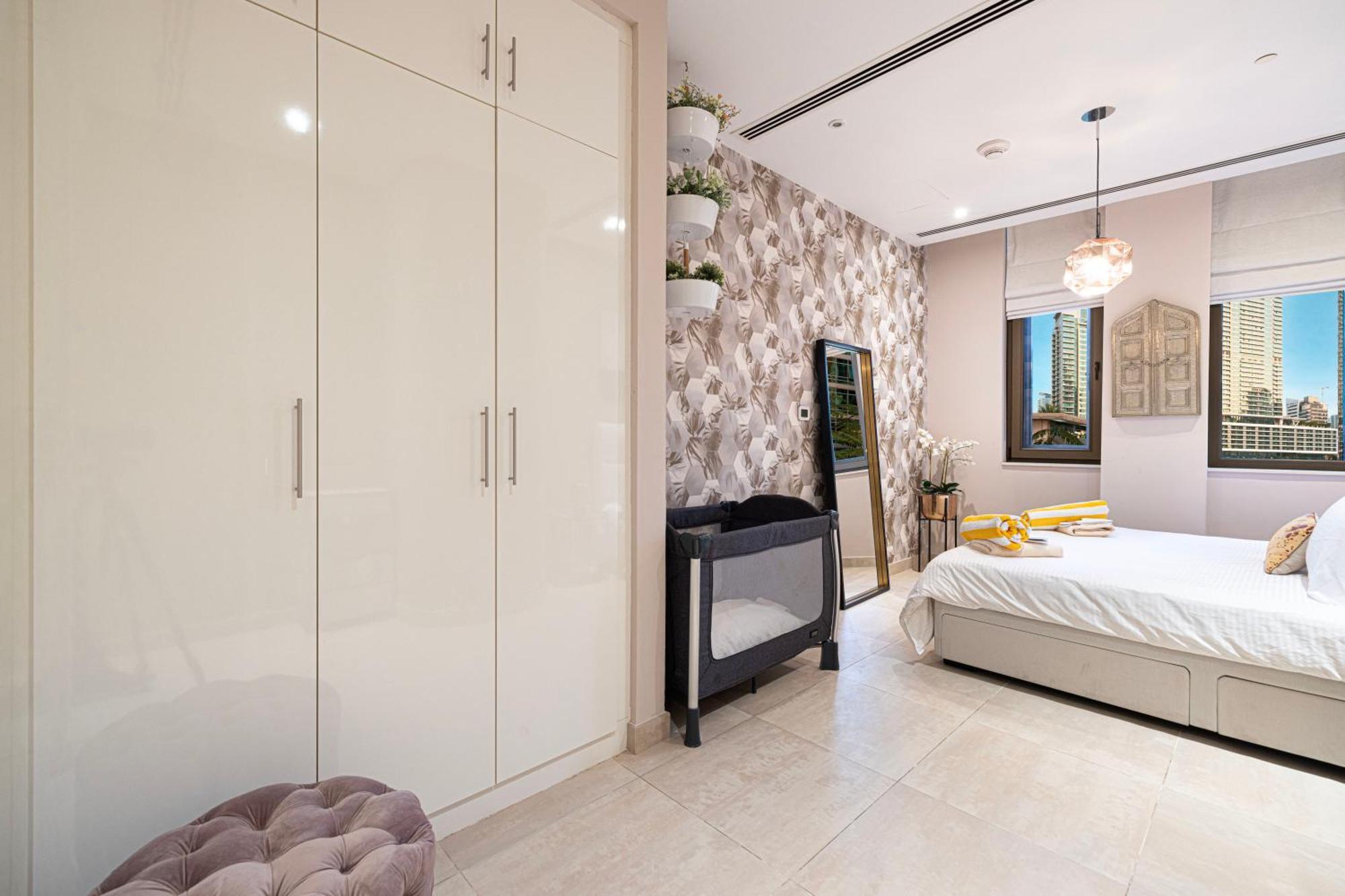 Koyo In The Heart Of Jbr - 3bdr Appartamento